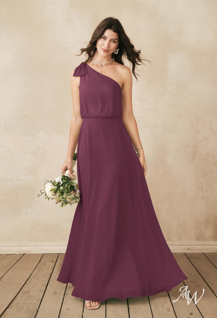 Bridesmaid hotsell dresses chianti